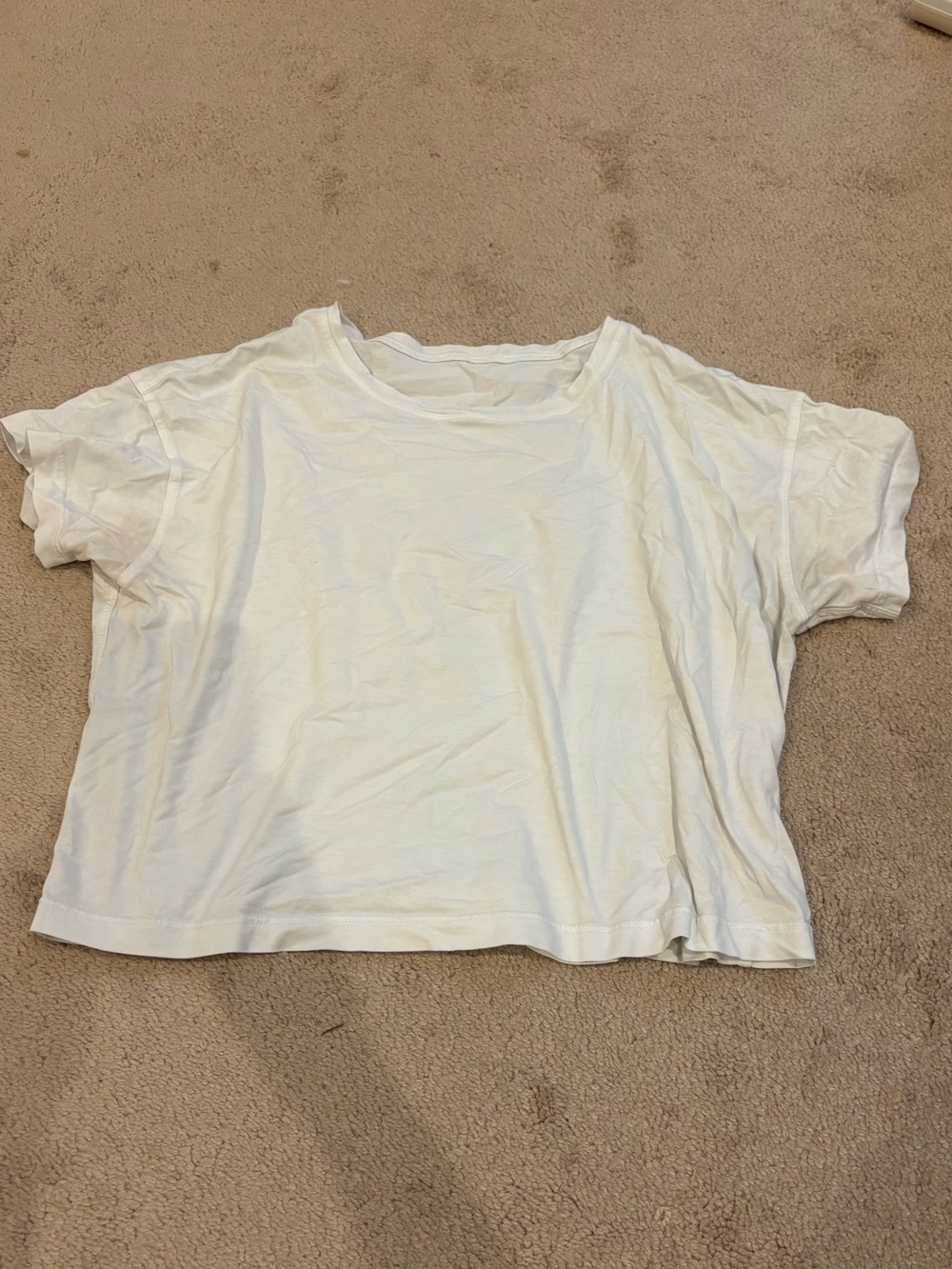 lululemon athletica White Cropped Short Sleeve Tee